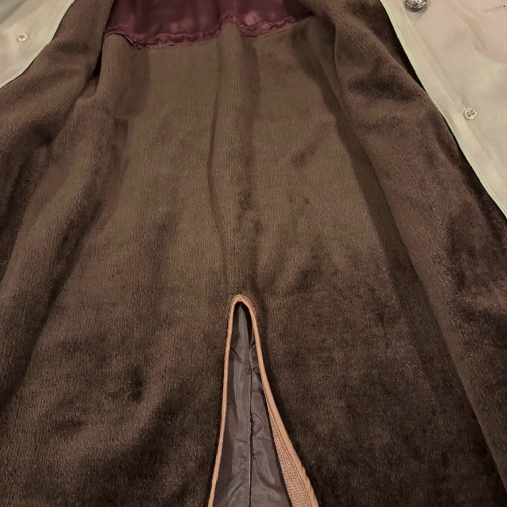 London Fog “Towne” Tan Double-Breasted Overcoat-Belted, Zip-Out Lining, 40R - Picture 4 of 7